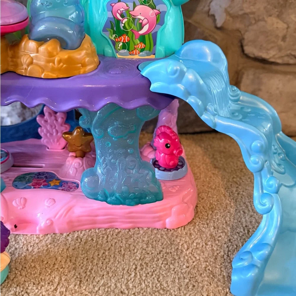 VTech Go Go Friends Mermaid Colorful Underwater Adventure Playset - Picture 7 of 13